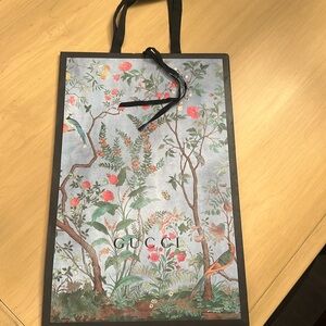 Beautiful large Gucci paper bag